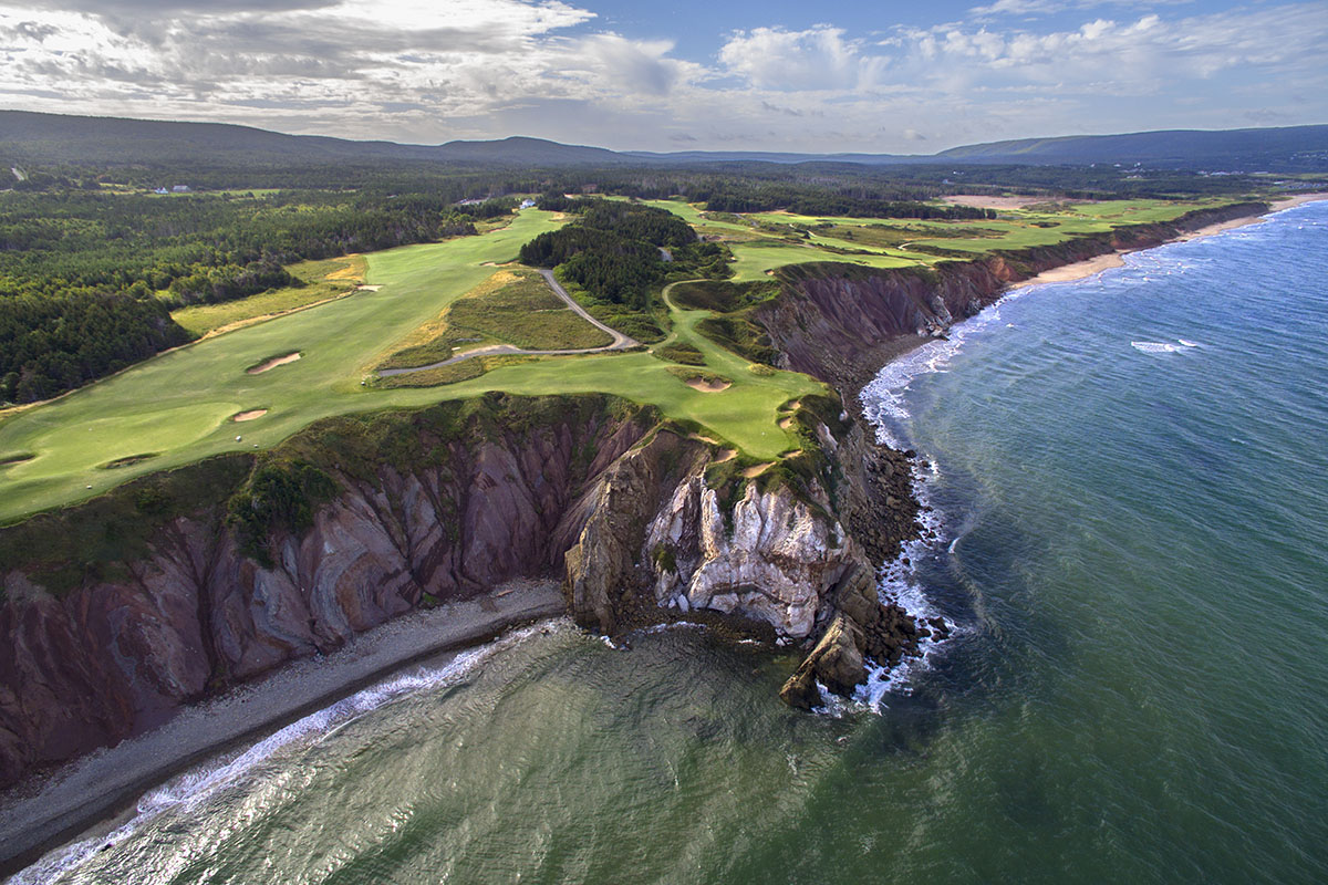 16th Hole, Cabot Cliffs